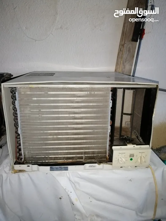 window AC LG 2 ton be compressor good condition of