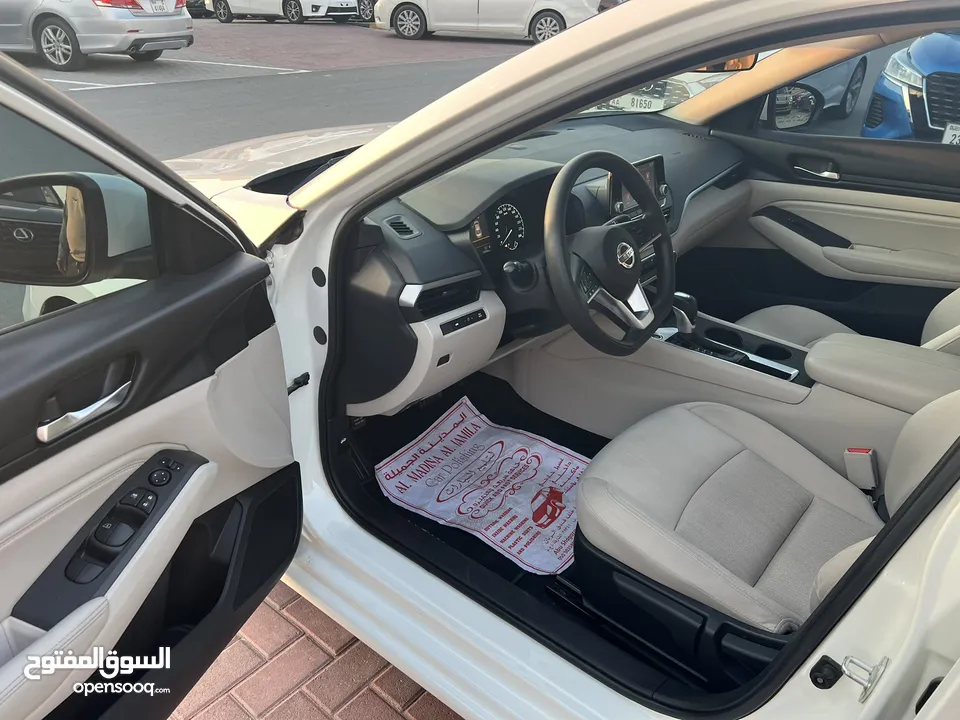 Nissan altima gcc 2020 v4 2.5L