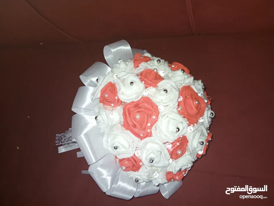 مسكة عروس صناعة يدوية