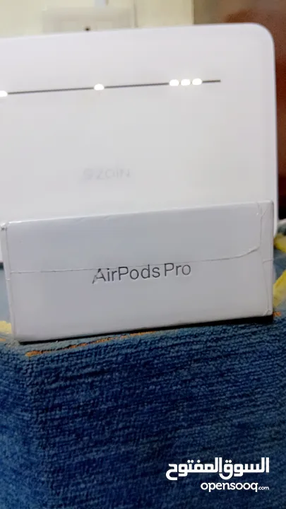 سماعة ابل ايربودز برو الجيل الثاني (AirPodsPro2)جديدة/سعر نار
