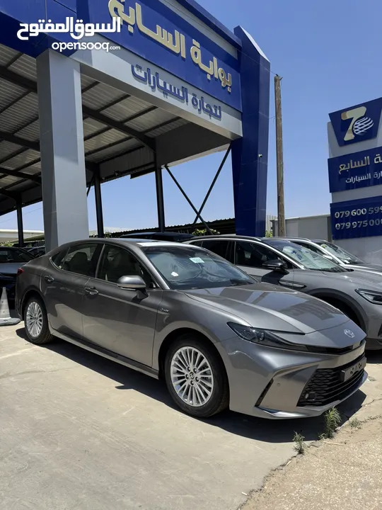 Toyota Camry E-Plus 2025 زيرو