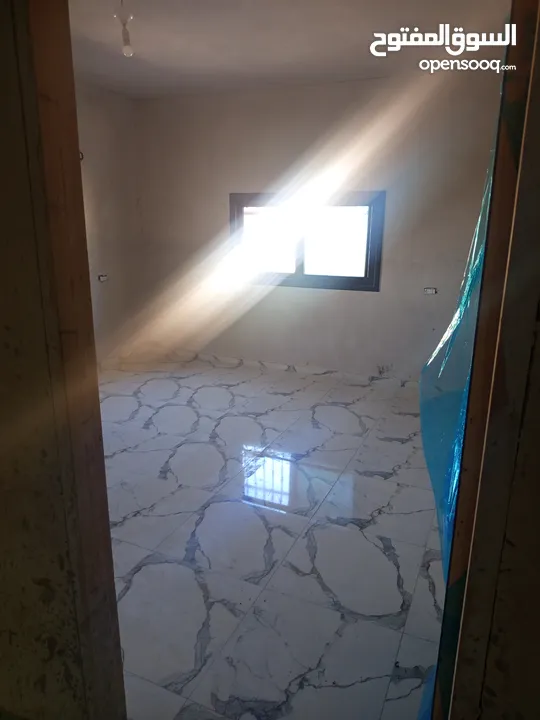 بيوت ارضيه