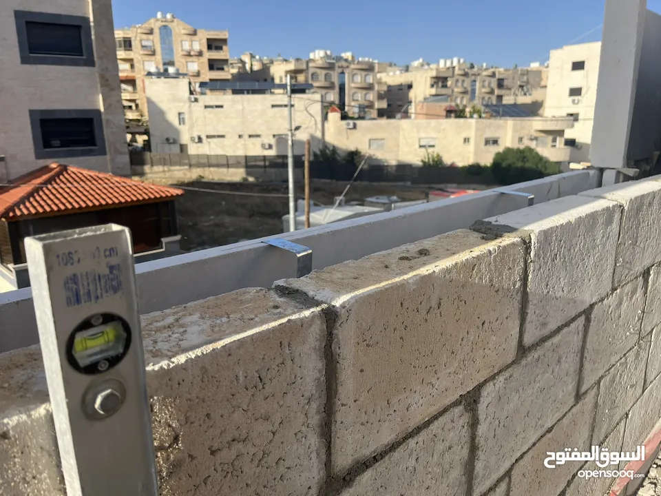 شقة ارضية 156 تشطيب فلل / مدخل خاص/ كراج سيارة مستقل/ ترس 100 متر.