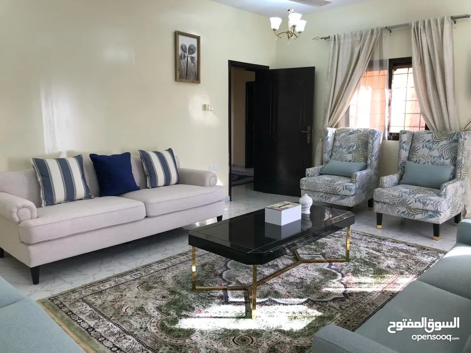 3 Bedrooms Apartment for Rent in Al Khuwair REF:1006AR