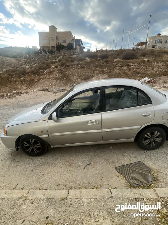 كيا ريو 2003