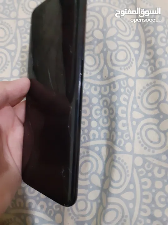 Samsung Galaxy S8 broken screen