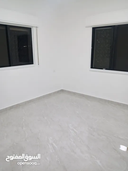 شقه ارضيه للايجار