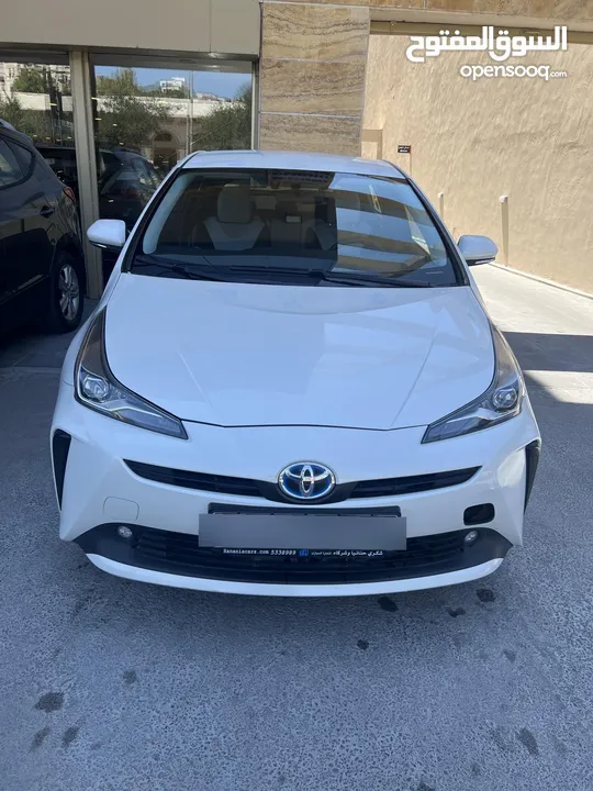 Toyota prius 2019