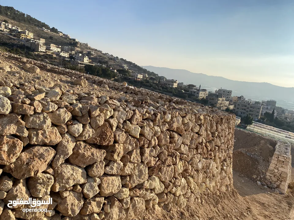 بناء سناسل حجريه وتشيك مزارع بناء بيوت ريفيه واثريه قابيون شلالات نوافير شحف فيربليس تعهدات عامة