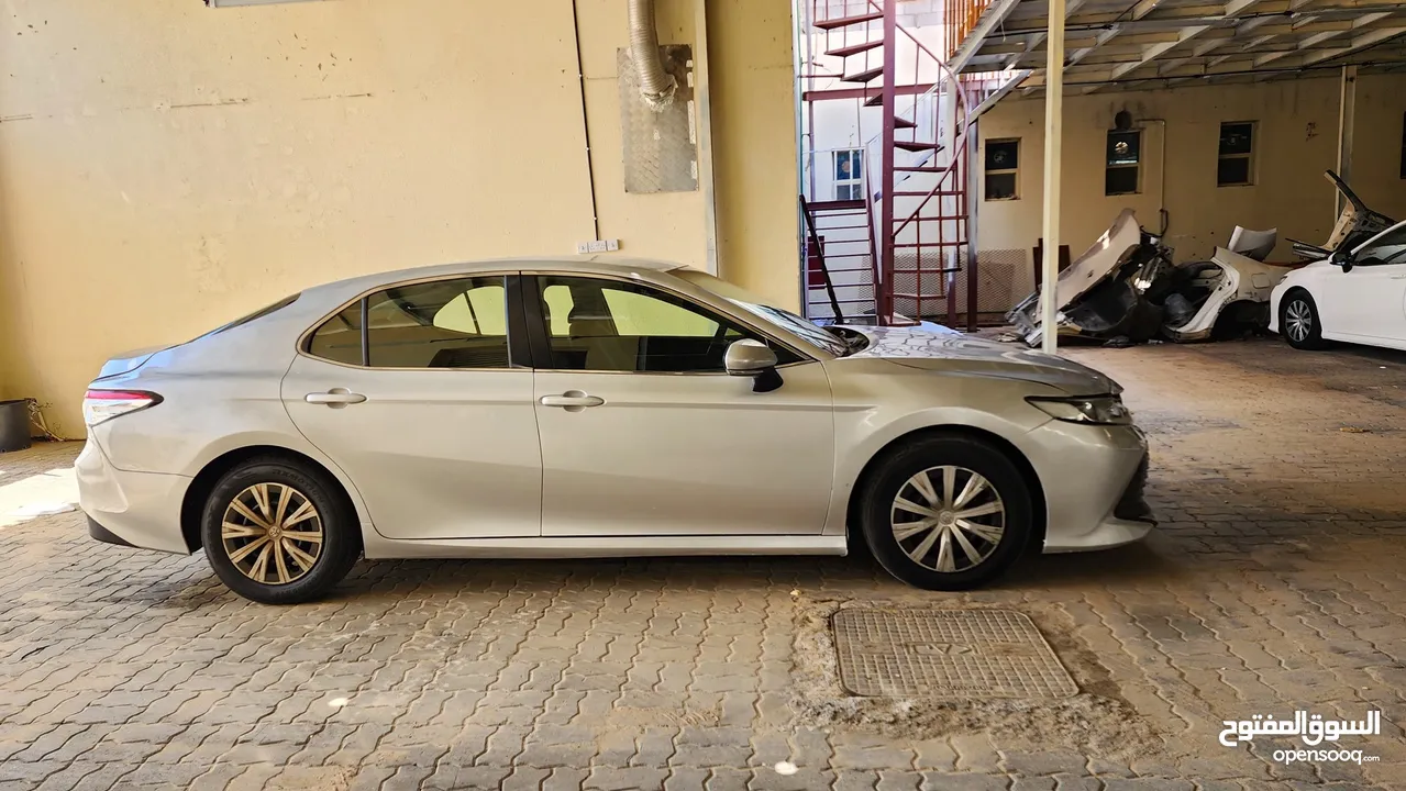 TOYOTA CAMRY GOOD CONDITION ACCIDENT FREE MODEL 2018