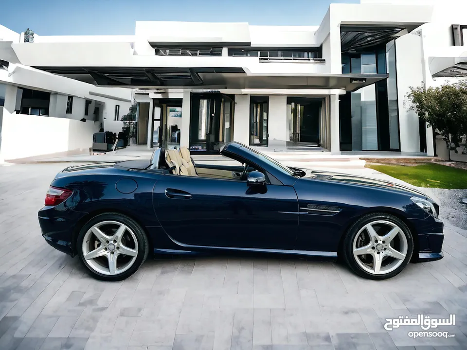 MERCEDES-BENZ SLK-200  CONVERTIBLE  GCC  LOW MILEAGE  0% DWONPAYMENT