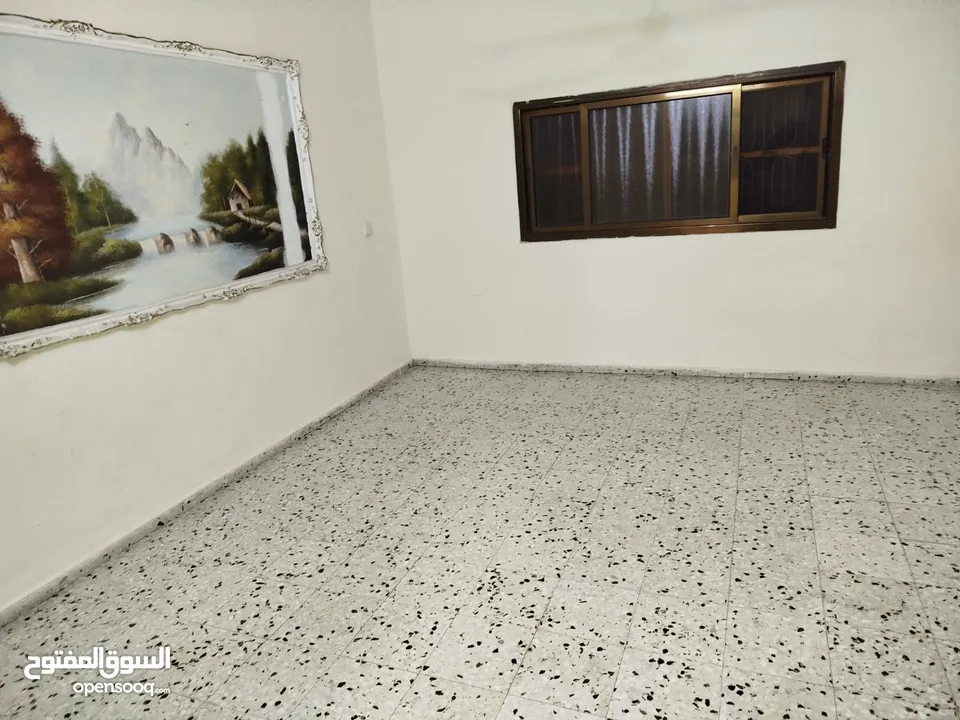 شقه للايجار طولكرم الخير الشرقي