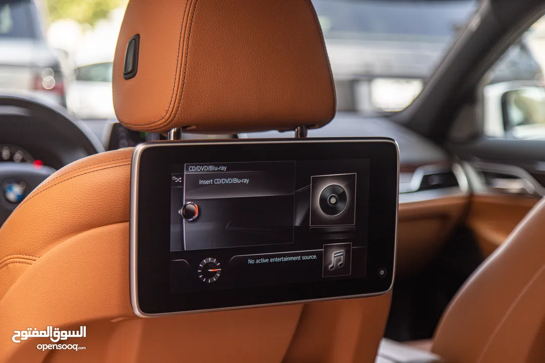 Bmw 730Li 2016  ( Gasoline)   السيارة وارد الشركة و قطعت مسافة 68,000 كم فقط