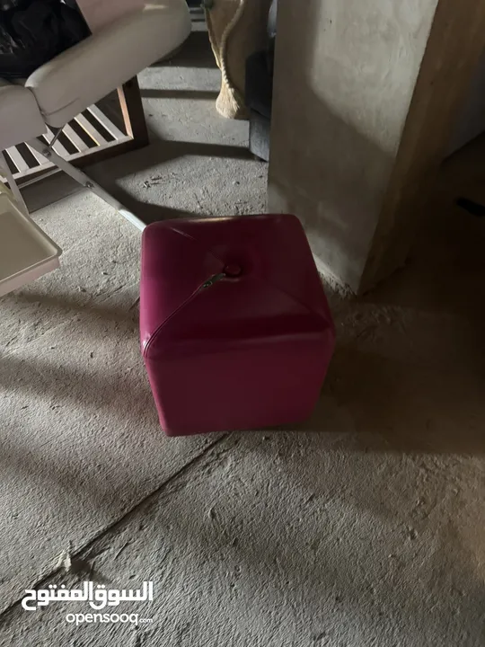 Ladies Saloon all Items sale in good price