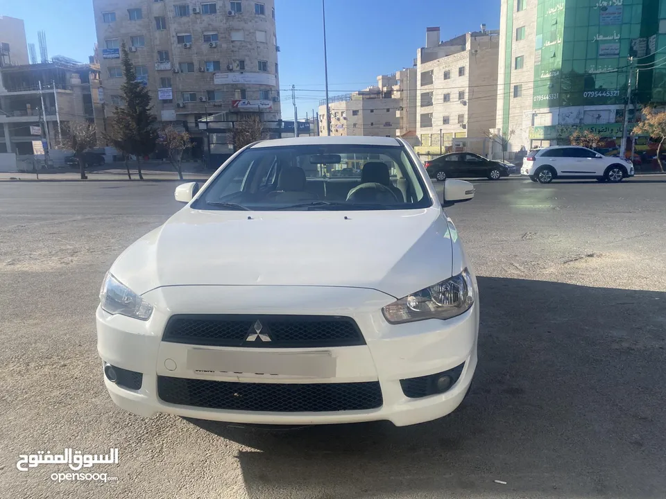 متسوبيشي لانسر فراشة 2016