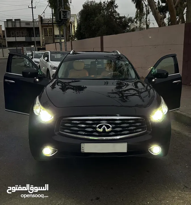 Infiniti FX35