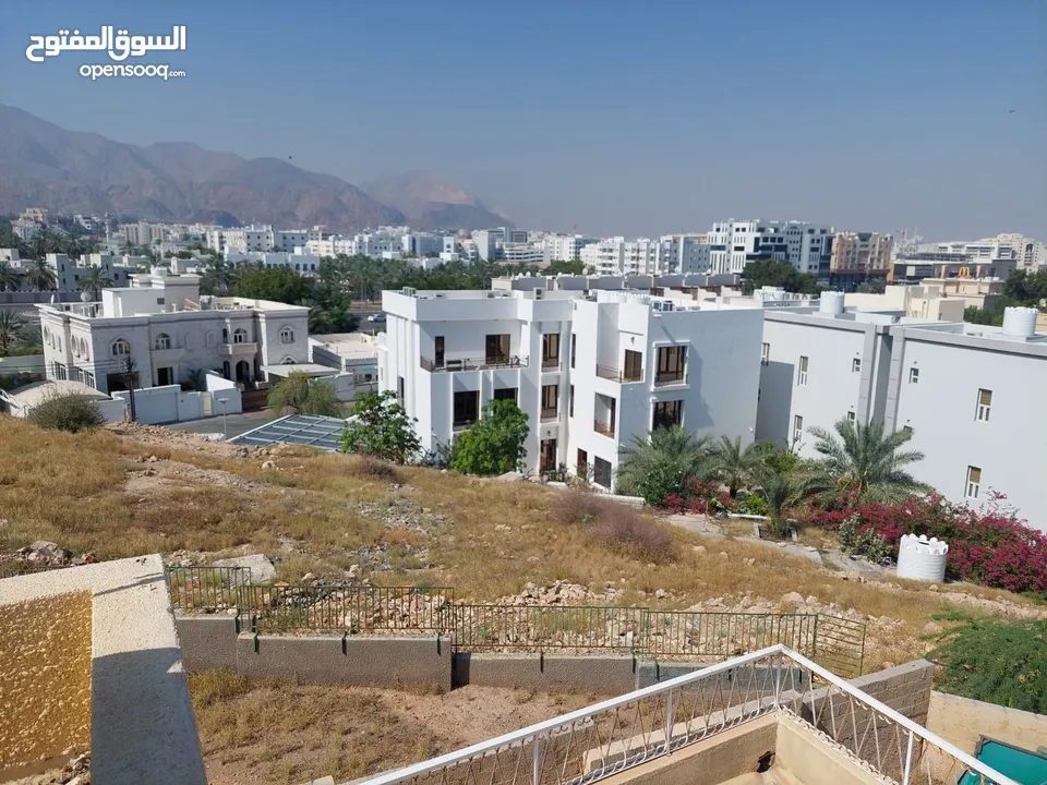 Premium land in Medinat Al Sultan Qaboos