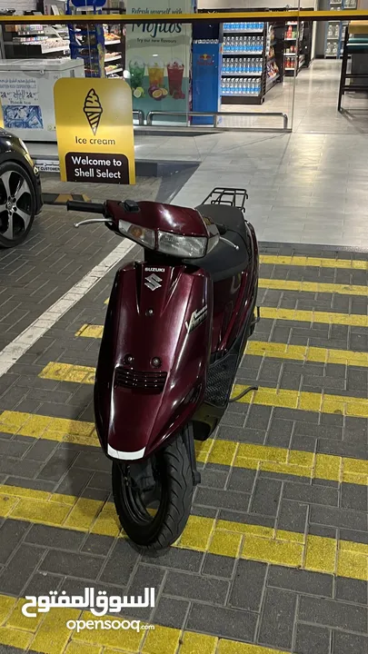للبيع دراجة سوزوكي 100cc نظيفة ( بحالة الوكالة )