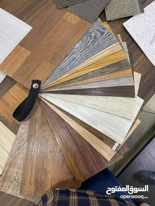 ارضيات باركيه رولات شرحات pvc مواصفات اوروبي سهل تركيب الوان متعددده تنفيذ  خلال ساعات