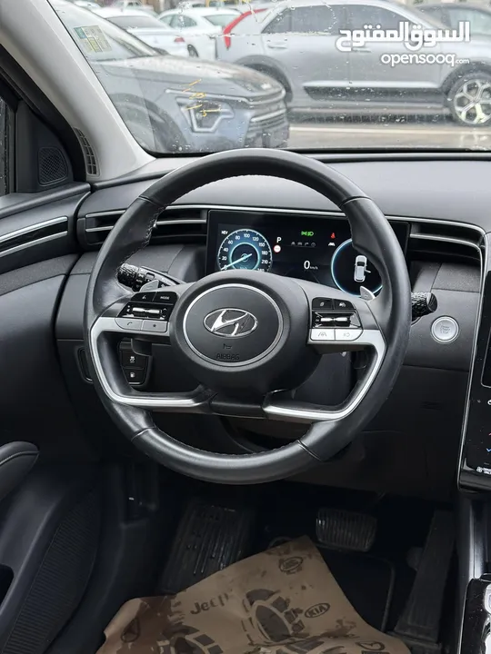 هونداي توسان ترخيص 2022 محرك 1600 هايبرد plug in/يقطع على الشحنه 65 كيلو متر جير أوتوماتيك