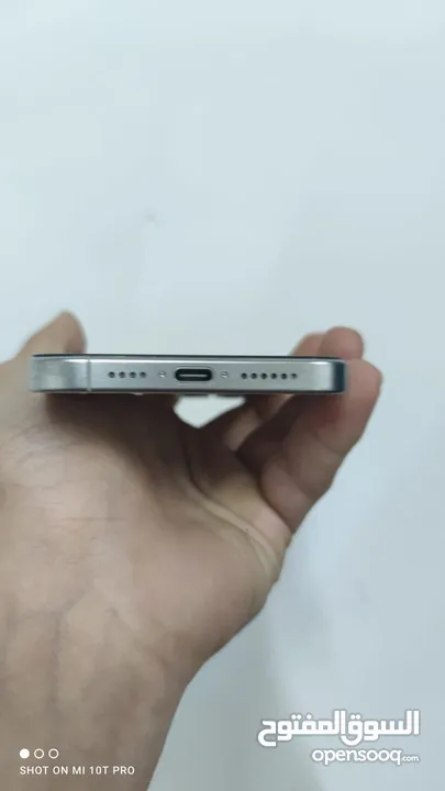 للبدل على ايباد برو M4 فقط IPHONE 15 PRO MAX