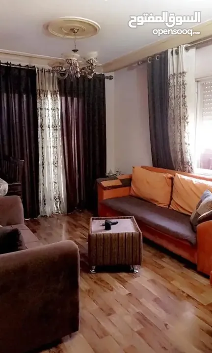 شقق للبيع في جبل الزهور