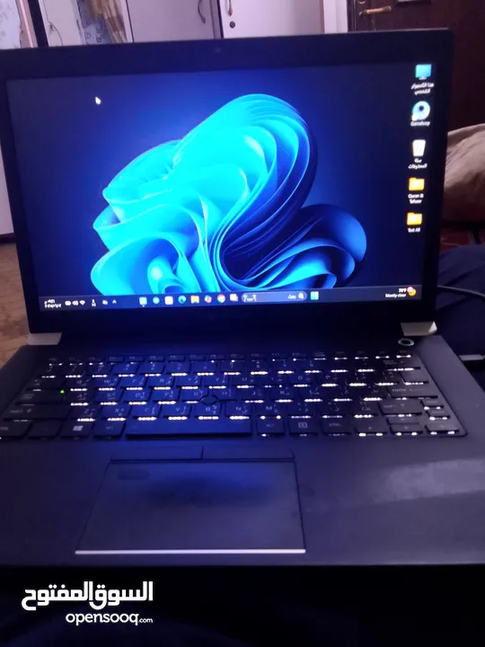الجهاز هو من فئة الأعمال (Business-Class) التابعة لشركة Dynabook اليابانية، وهي استمرار لخط أجهزة To