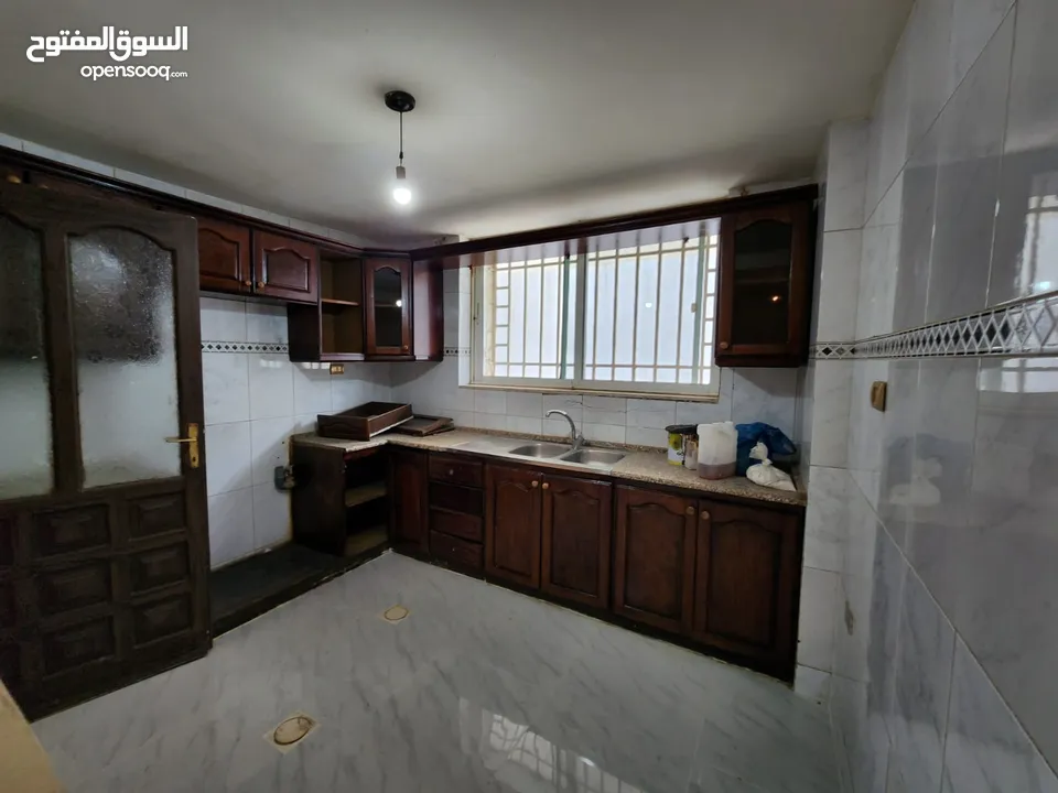 شقة للبيع في منطقة الدوار الرابع - REF : 14445