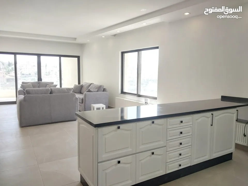 Apartment for rent in jabal Amman  ( Property 32348 )-174830670
