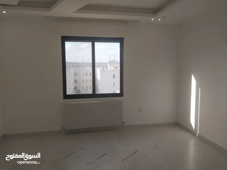 شقه جديده فخمه للايجار