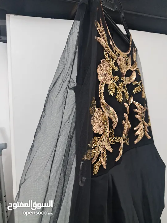فستان سهرة بحاله ممتازة