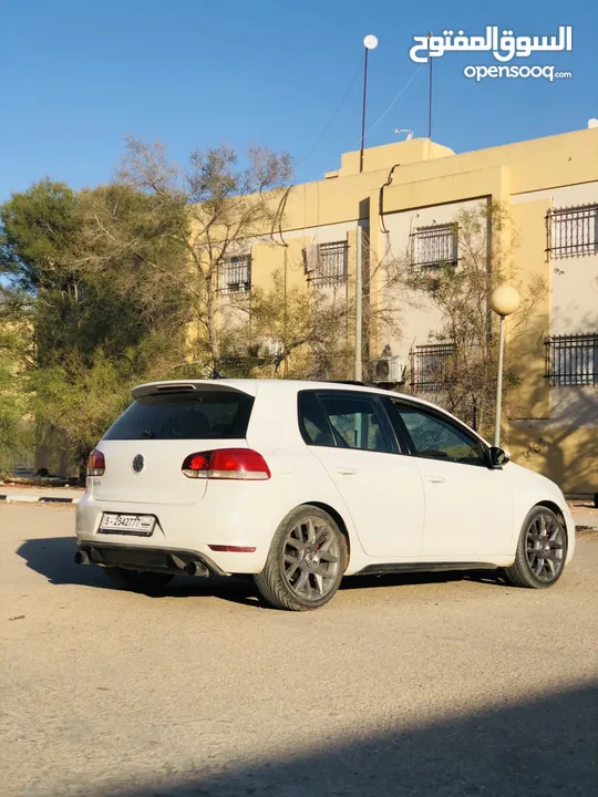 قولف GTi للبيع