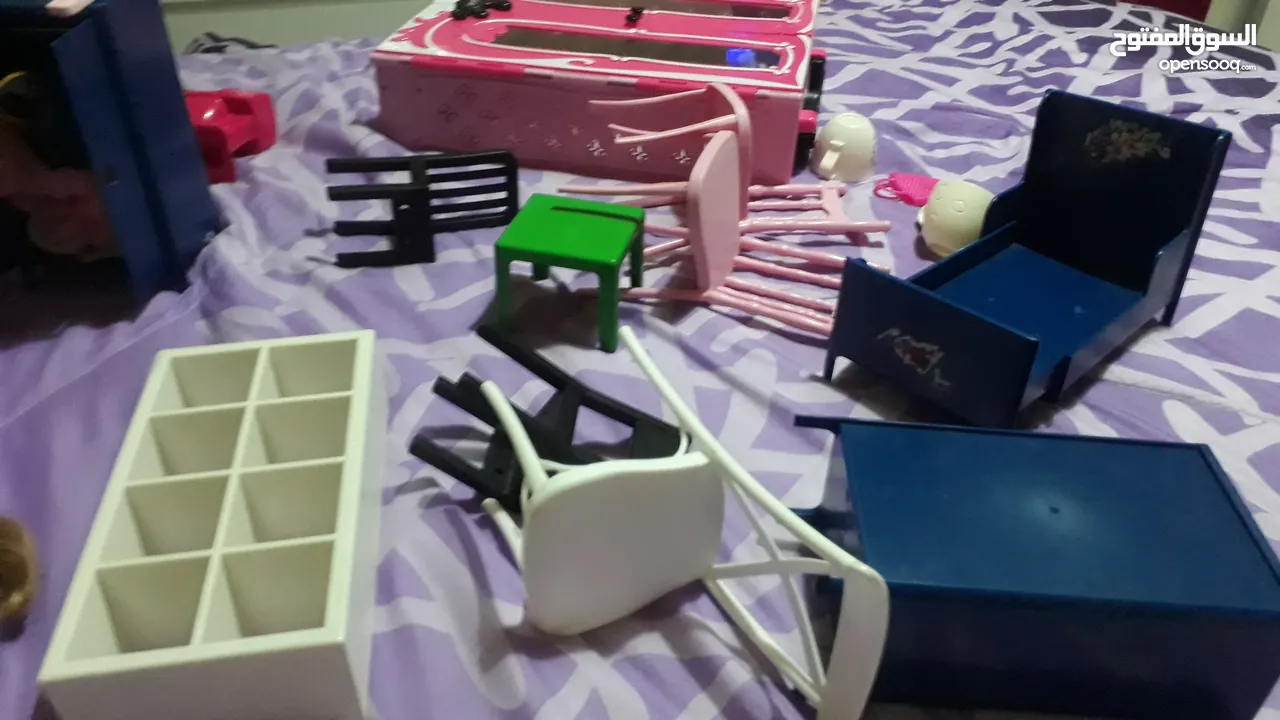 باربيات وملحقاتها بحاله جيده للبيع