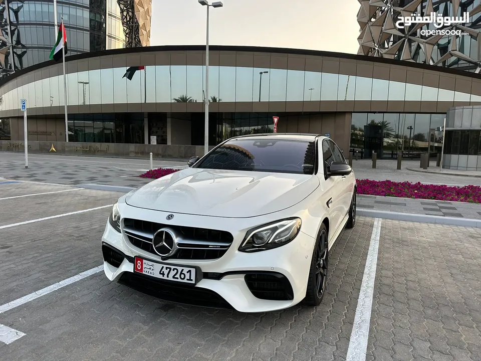 للبيع مرسيدس E63 s AMG اصلي وكالة خليجي موديل 2019 الموتر بحااالة الوكالة  (ست 6 فصوووص)