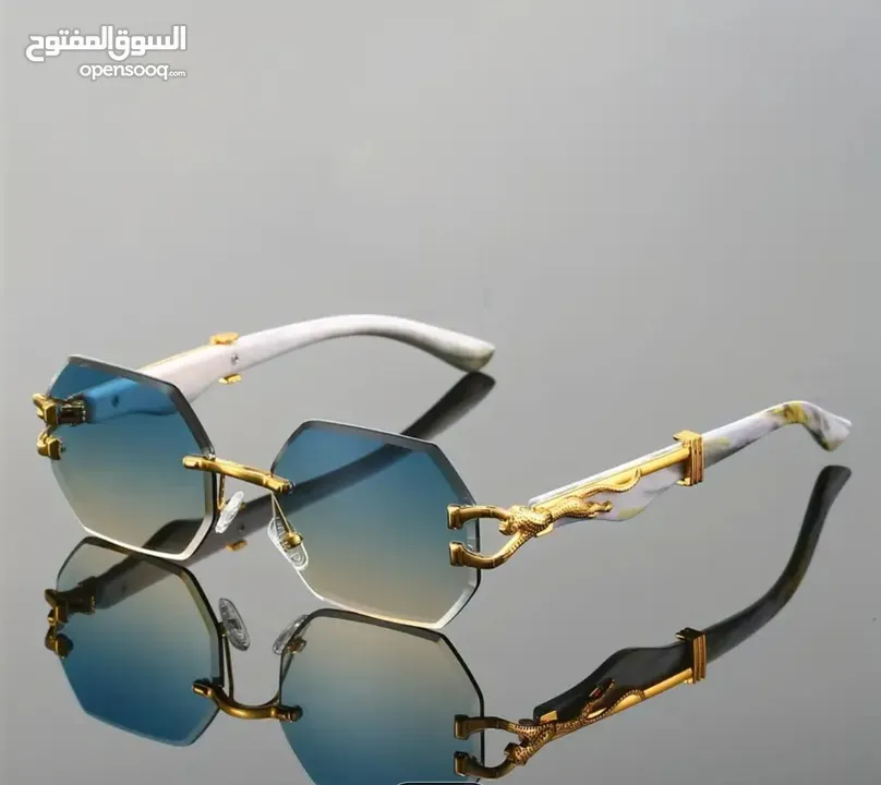 النظارة سعرها اعلى من هيك بكثير  بس لازم نخلص المنتج عشان ننزل منتج جديد  ومتوفر عنا تي شي بسعر نارر