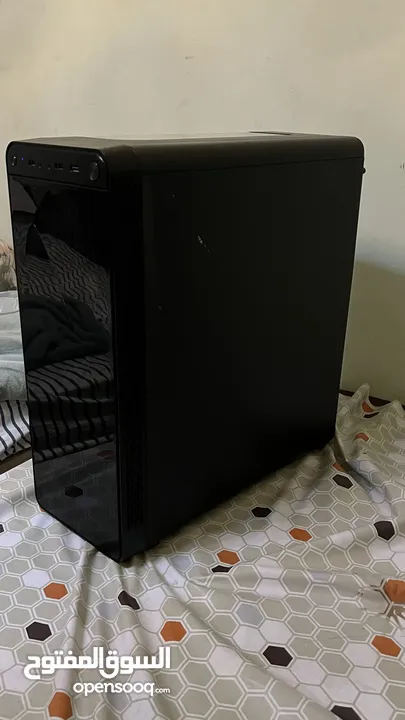 Used budget gaming PC with GTX 1050Ti and i5 6400 in perfect condition only front glass panel broken