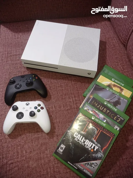 XBOX ONE s 1 T مستعمل بحاله منتازه