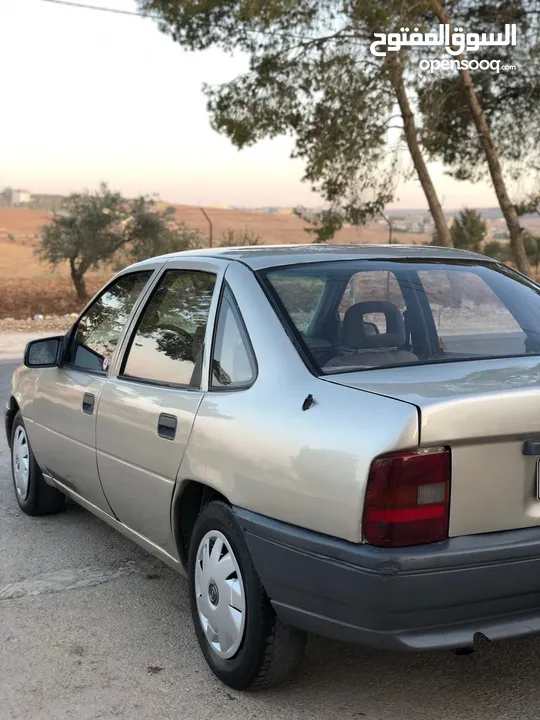 أوبل فيكترا 1991