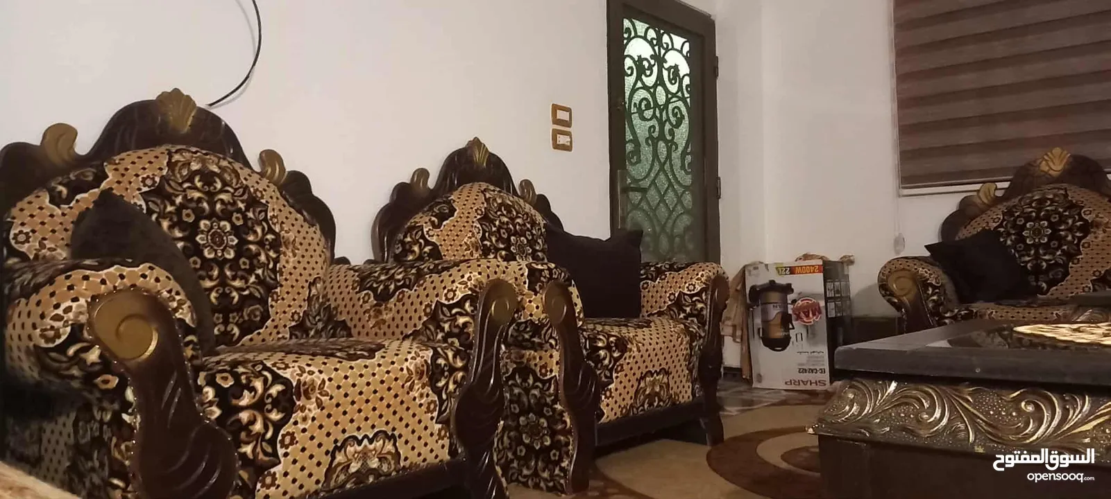 كنب تفصيييل الخشب القديم الثقيل وكااااله وعاينهم مضمونين