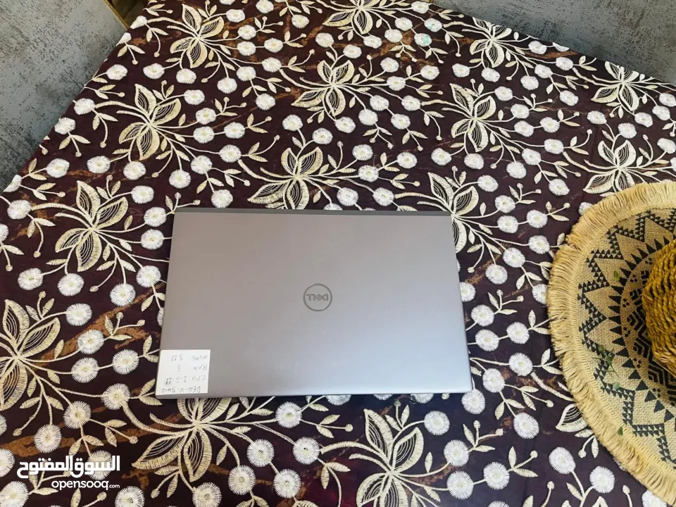 لابتوب ديل فاسترو