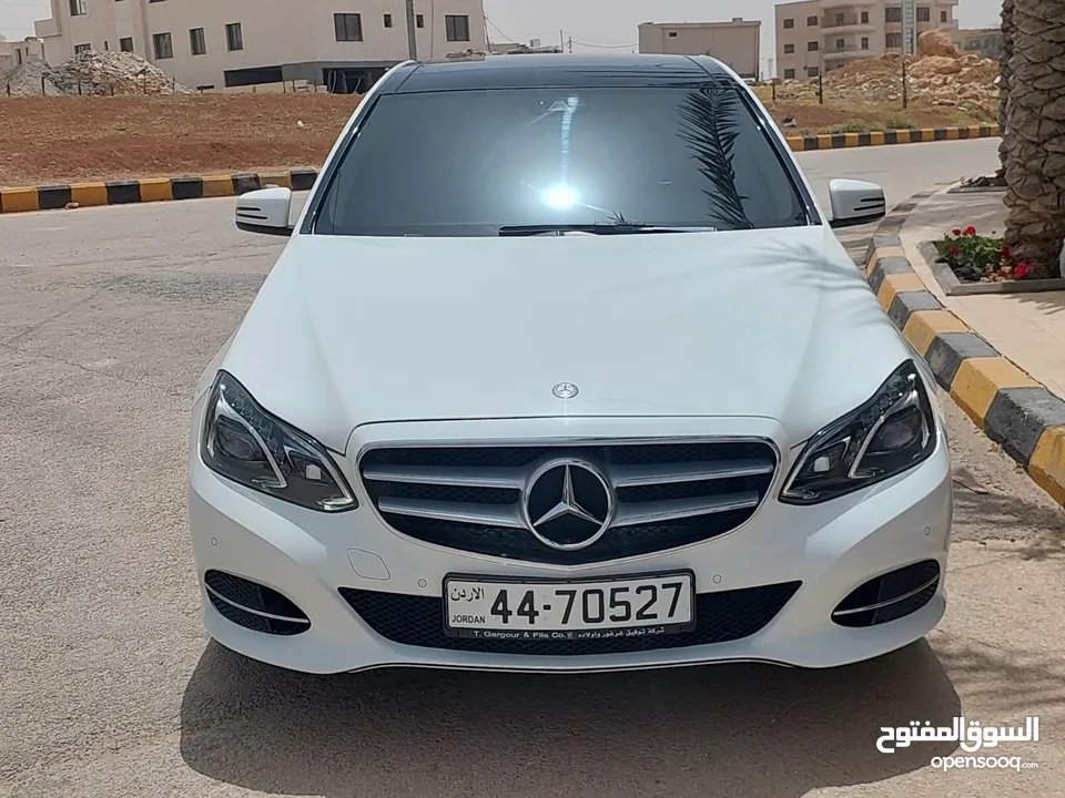 مرسيدس E180 لون ابيض لؤلؤي فحص كامل فل الفل بانوراما وارد غرور بسعر مغري قابل للبدل