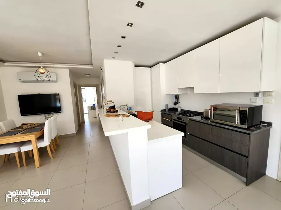 روف للايجار في عبدون ( Property 37360 ) سنوي فقط