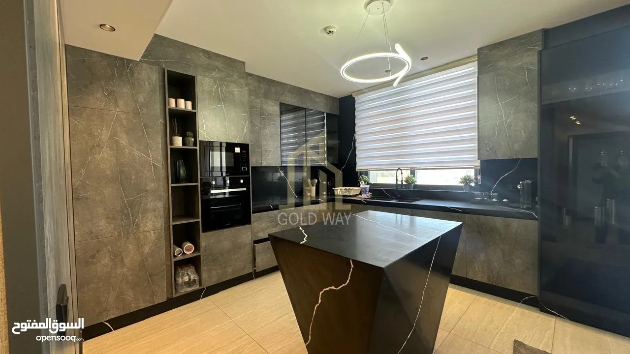 في أجمل مناطق عبدون شقة مفروشه للبيع طابق ثامن 133م بسعر مميز / ref 9539
