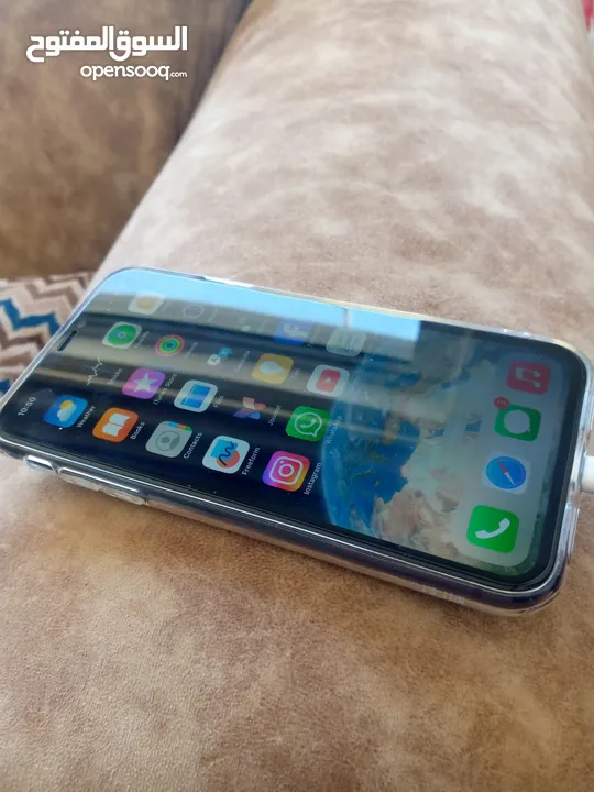 iPhone 11 64 g