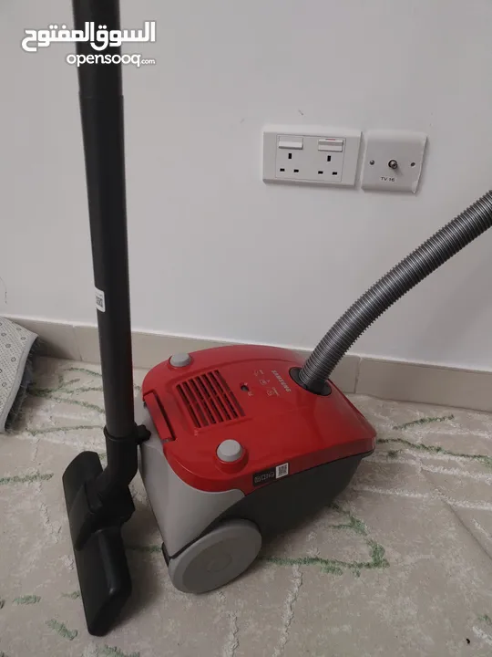 Samsung Vacuum cleaner ( as good as new )