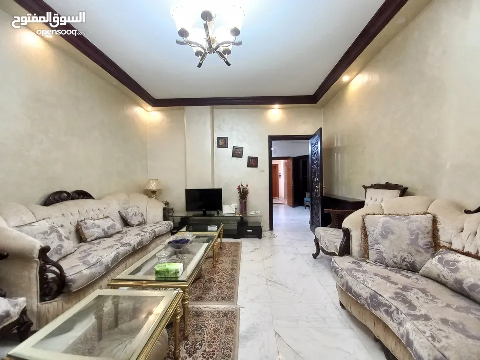 شقة مفروشة للإيجار في دير غبار  ( Property 36250 )-174960510