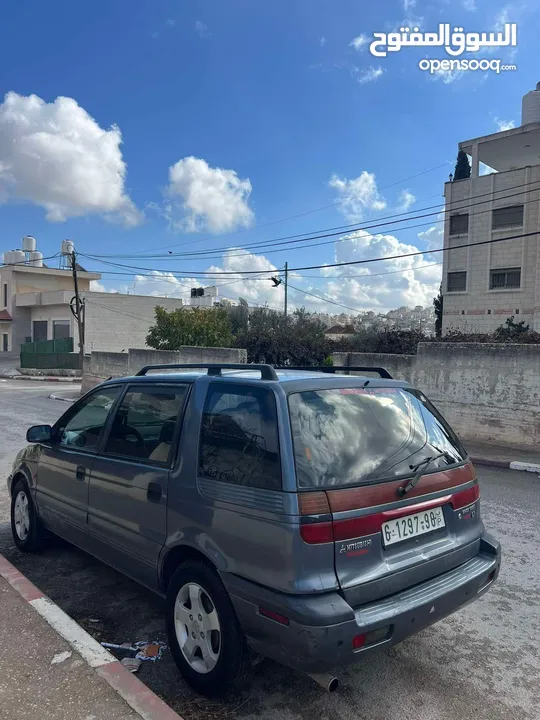 مستوبيشي سبيس واجن سيارة عملية