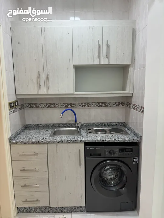 Newly Furnished Studio Near Uni. of Jordan استديو مفروش حديثاً بالقرب من الجامعة الأردنية