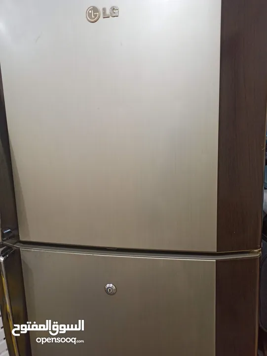 fridge lg  تلاجة ال جي بحالة جيدة جدا