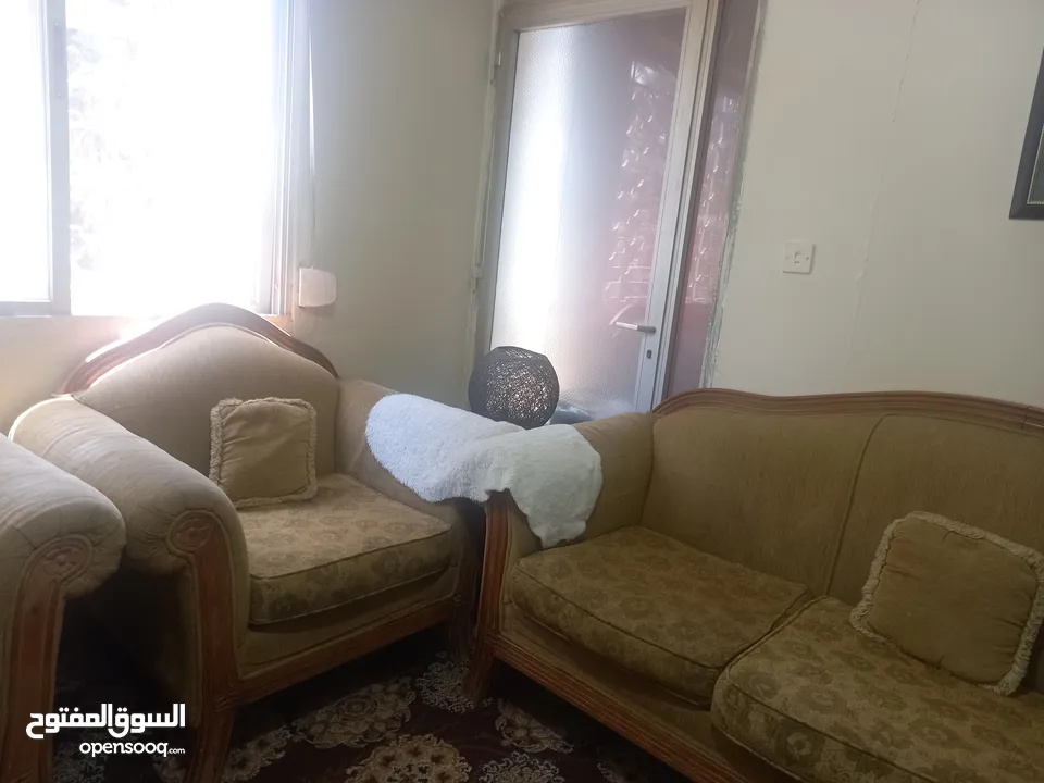 طقم كنب للبيع